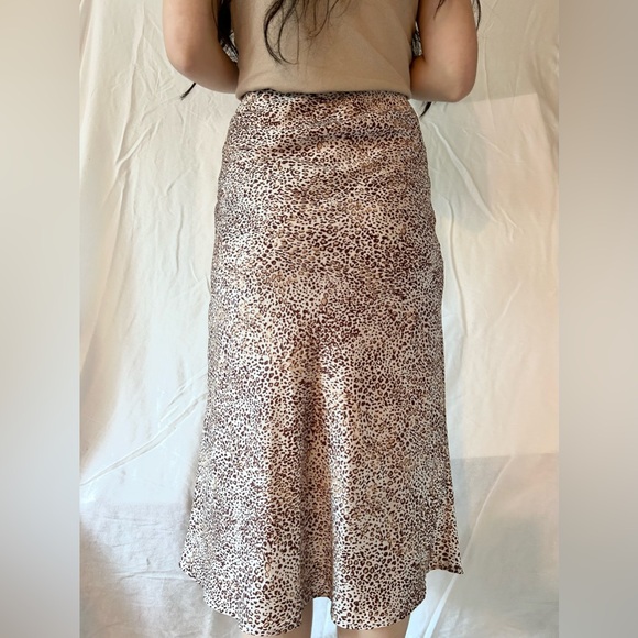 Leopard Skirt - Picture 2 of 5